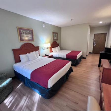 Americas Best Value Inn Wiggins Exteriér fotografie